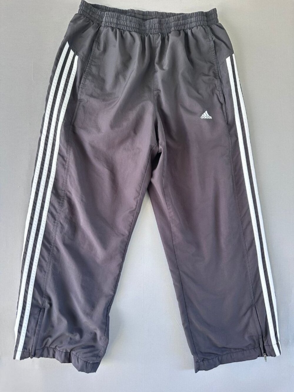 Vintage Y2K Adidas Windbreaker Pants Black White Stripe Men’s M Baggy Mesh-Lined